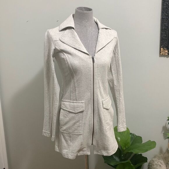Cabi #210 Zip Front Foldover Collar Heathered Style Knit Jacket Size XS - Picture 1 of 17